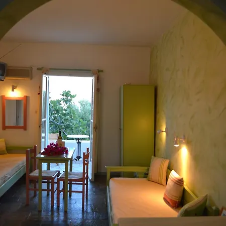 Georgy Appartement Páros